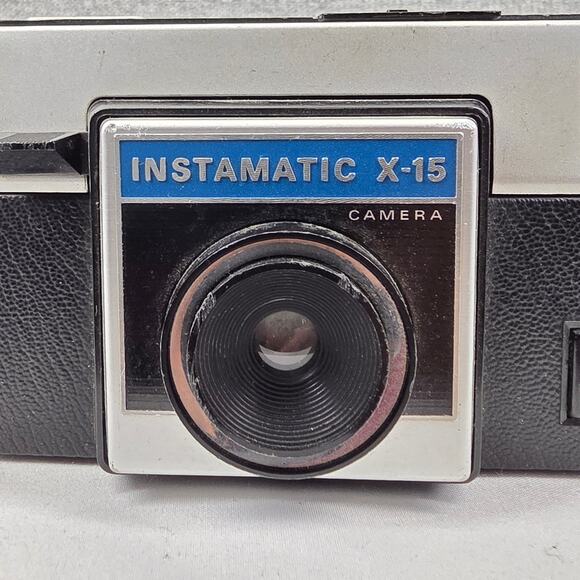 KODAK INSTAMATIC X-15 VINTAGE 126 FILM CAMERA, WINDS & SNAPS, TESTED WORKING - Picture 7 of 9